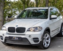 BMW X5 (White)