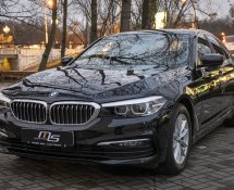 BMW 5 black