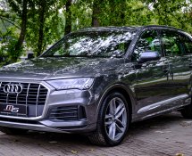 Audi q7 grey